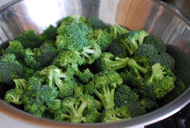 Cheesy broccoli salad